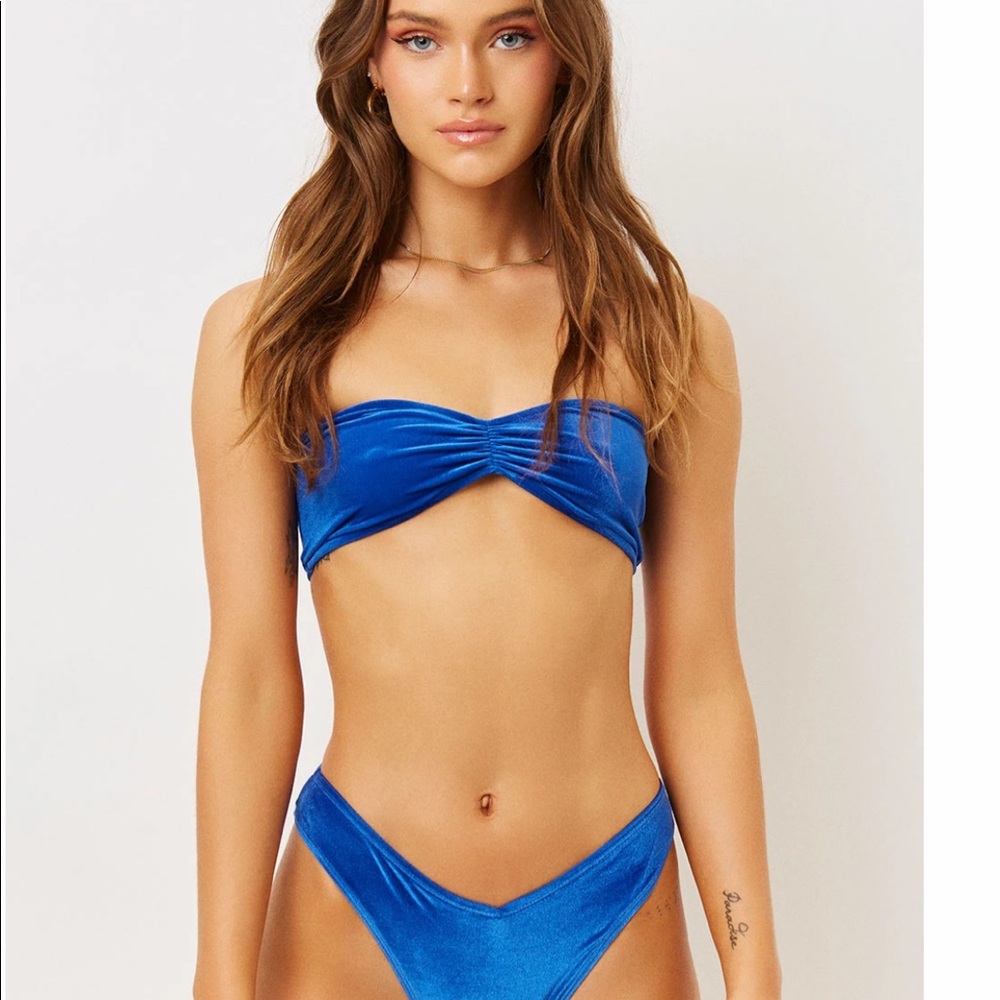 Frankies bikini top